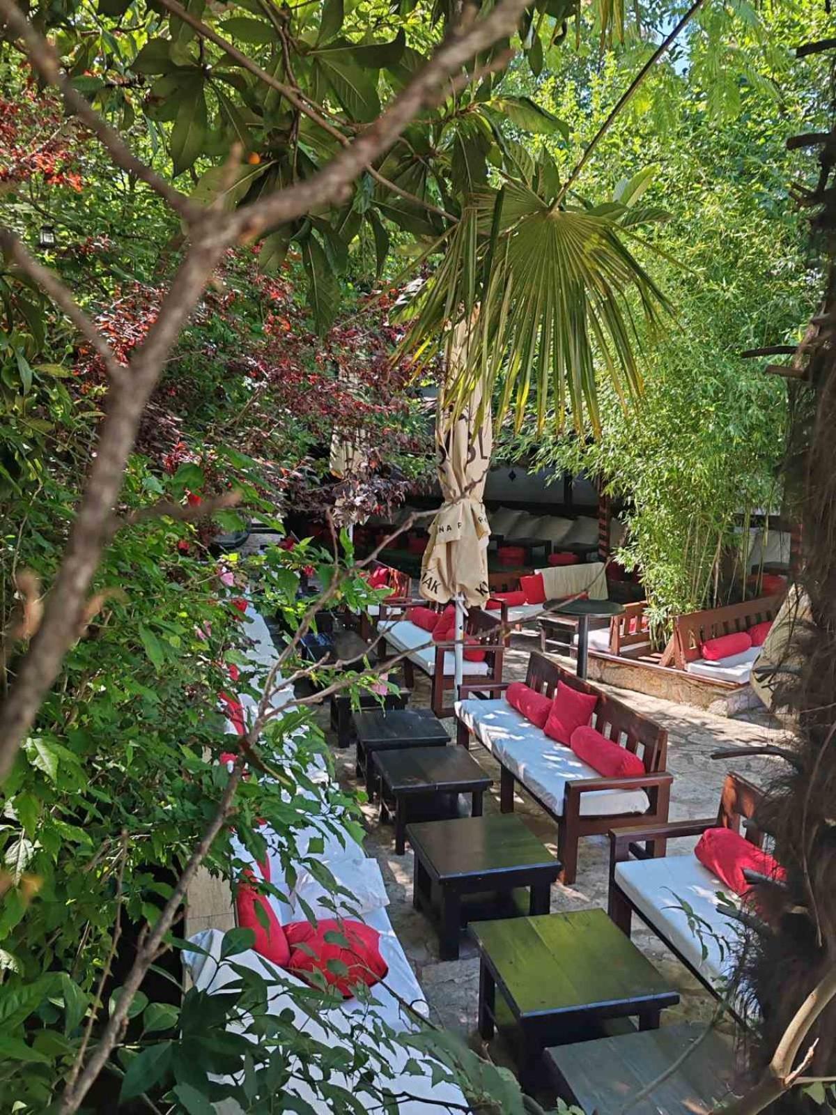 Pansion Oscar Summer Garden Mostar Exteriör bild